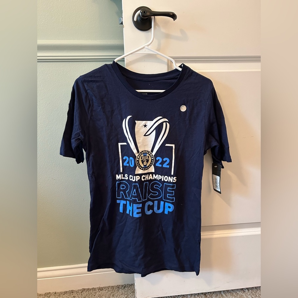 NWT Navy Blue MLS Cup Champions T-Shirt